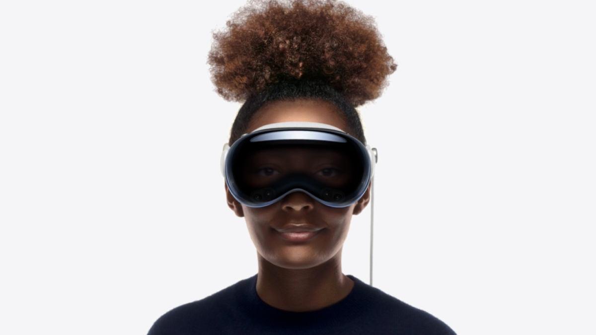 Apple Vision Pro: مواصفات نظارة ابل فيجن برو والسعر والمميزات